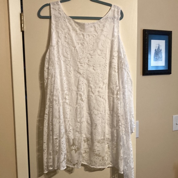 NY Collection lace overlay white sleeveless tunic - Picture 4 of 4